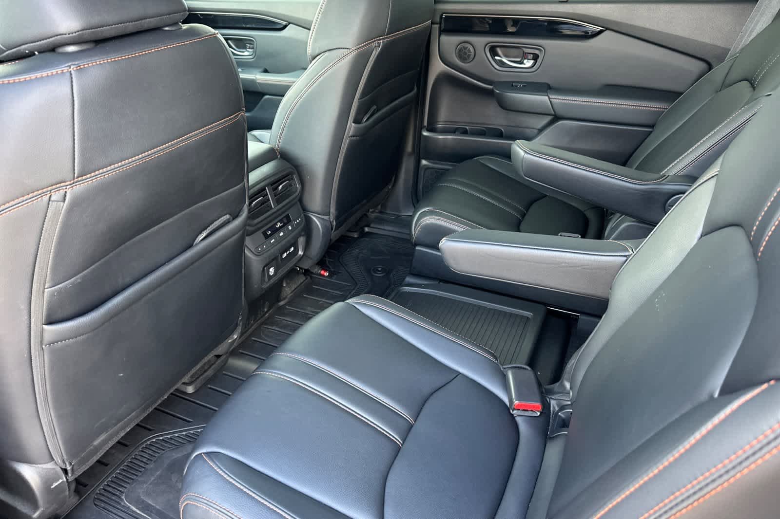 Certified 2023 Honda Pilot TrailSport image 13