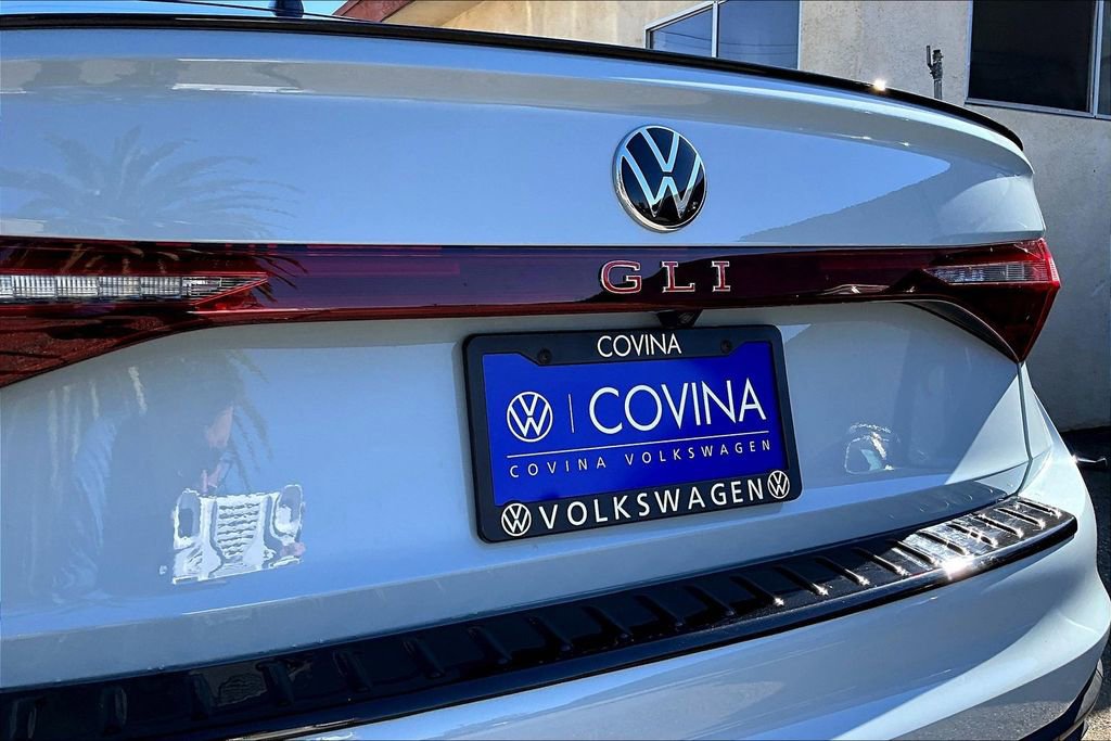 New 2026 Volkswagen Jetta GLI Autobahn image 9