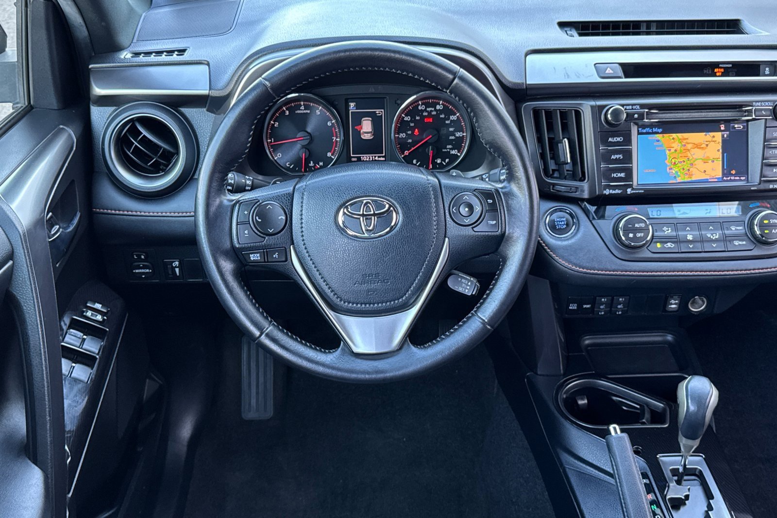Used 2016 Toyota RAV4 SE image 14
