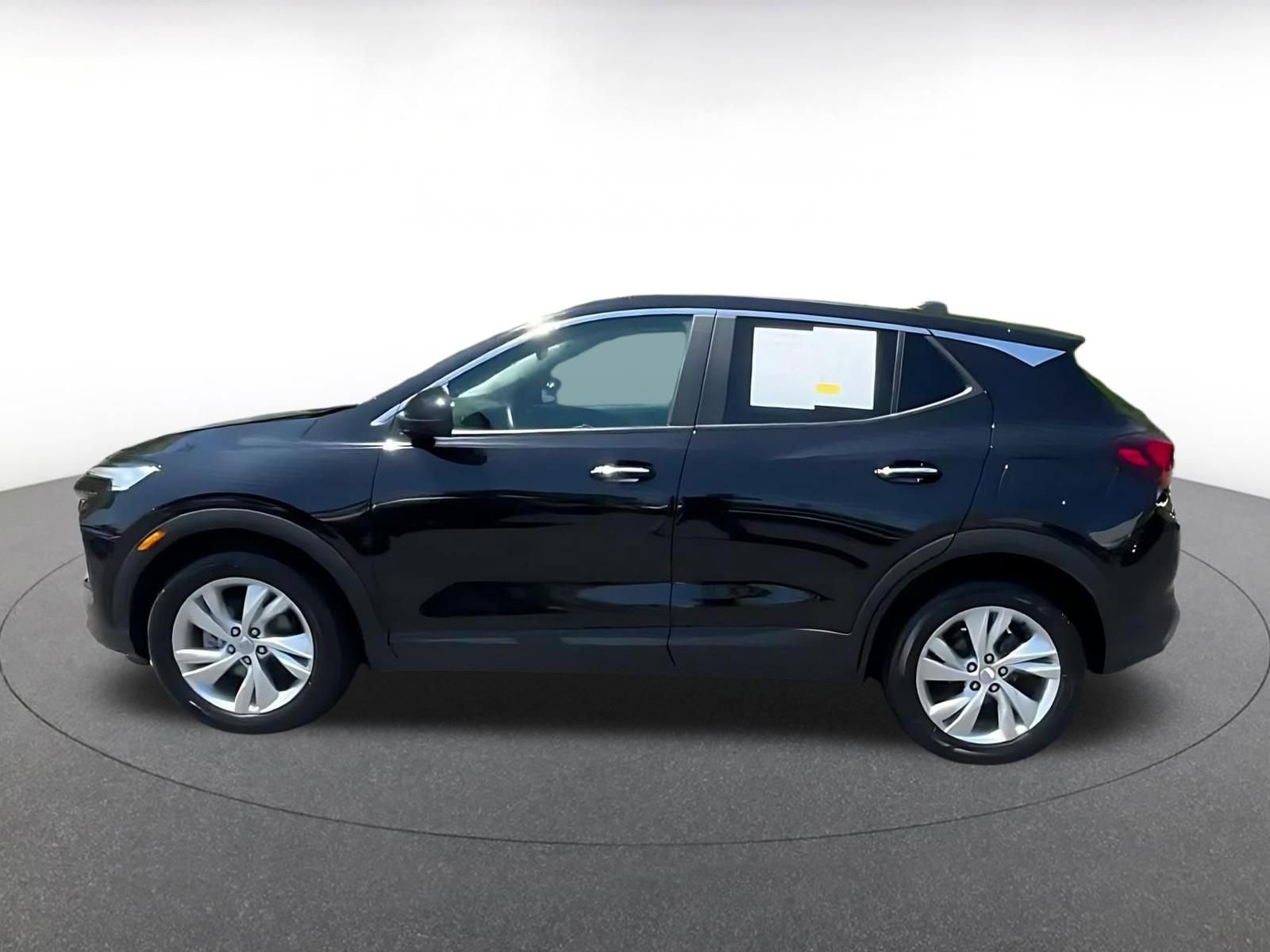 Used 2025 Buick Encore GX Preferred image 9