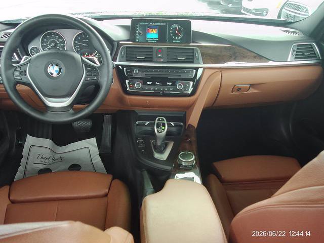Used 2017 BMW 330i xDrive Sedan AWD/4WD image 6