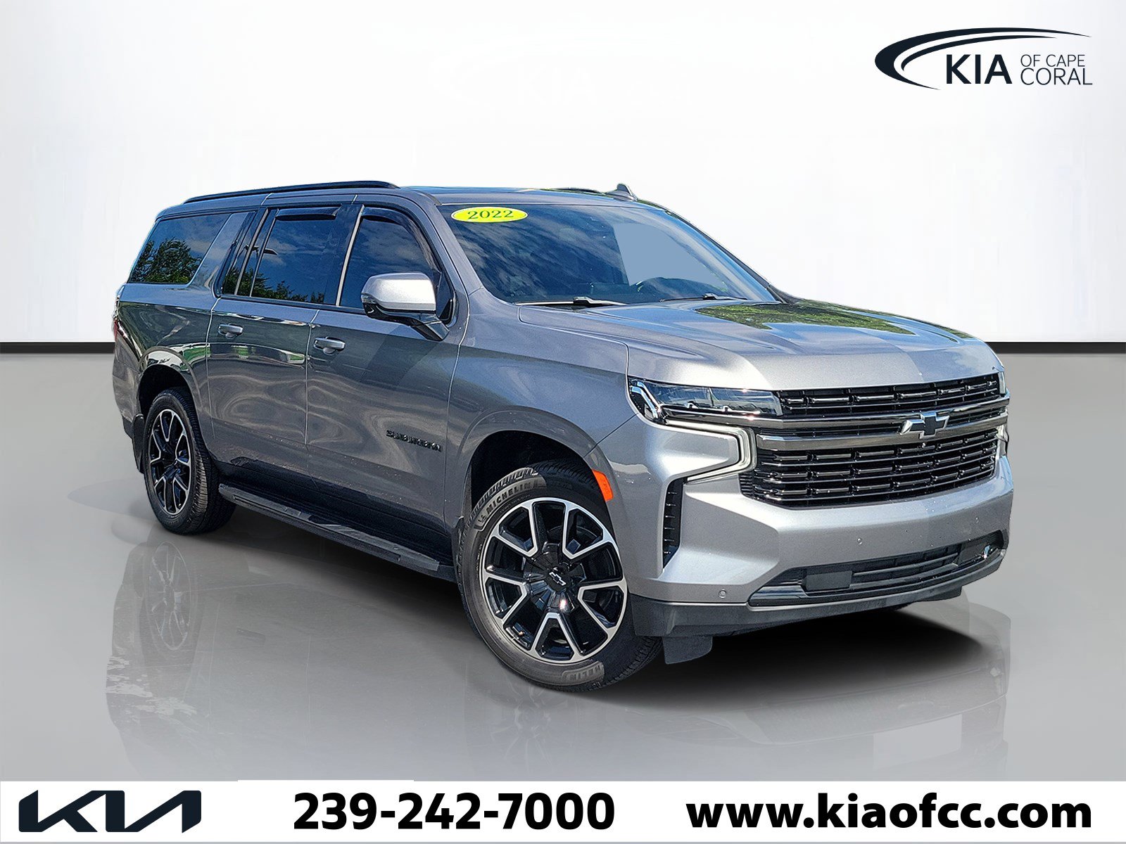 Used 2022 Chevrolet Suburban RST w/ Luxury Package AWD/4WD image 1