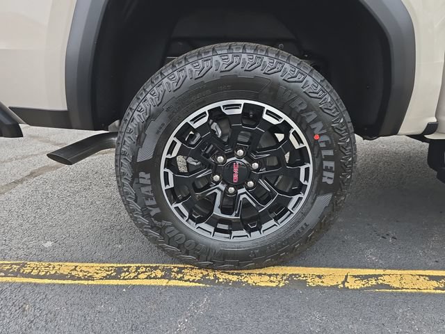 New 2026 GMC Canyon AT4 w/ Technology Plus Package AWD/4WD image 34