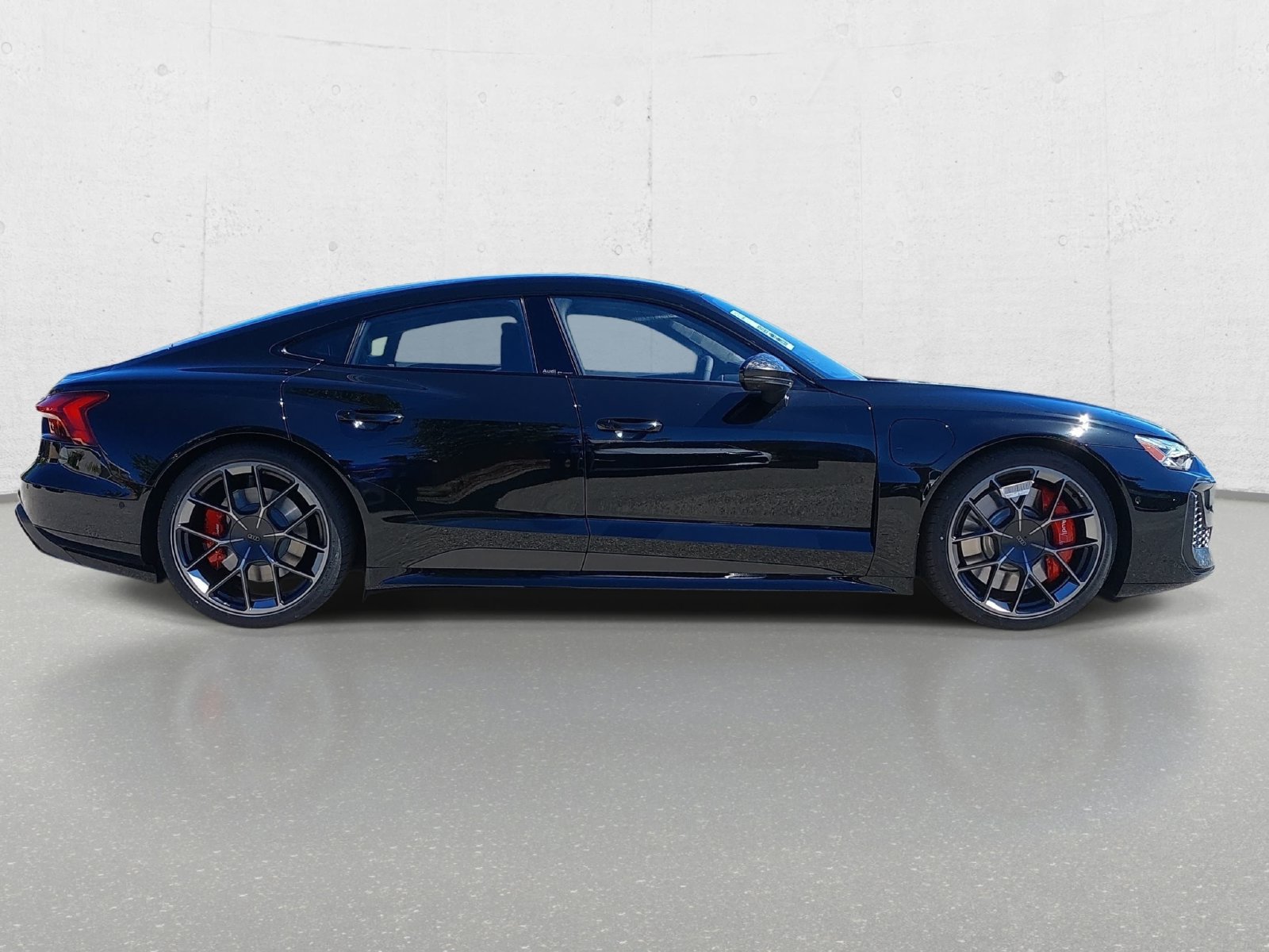 New 2026 Audi RS e-tron GT performance AWD/4WD image 4