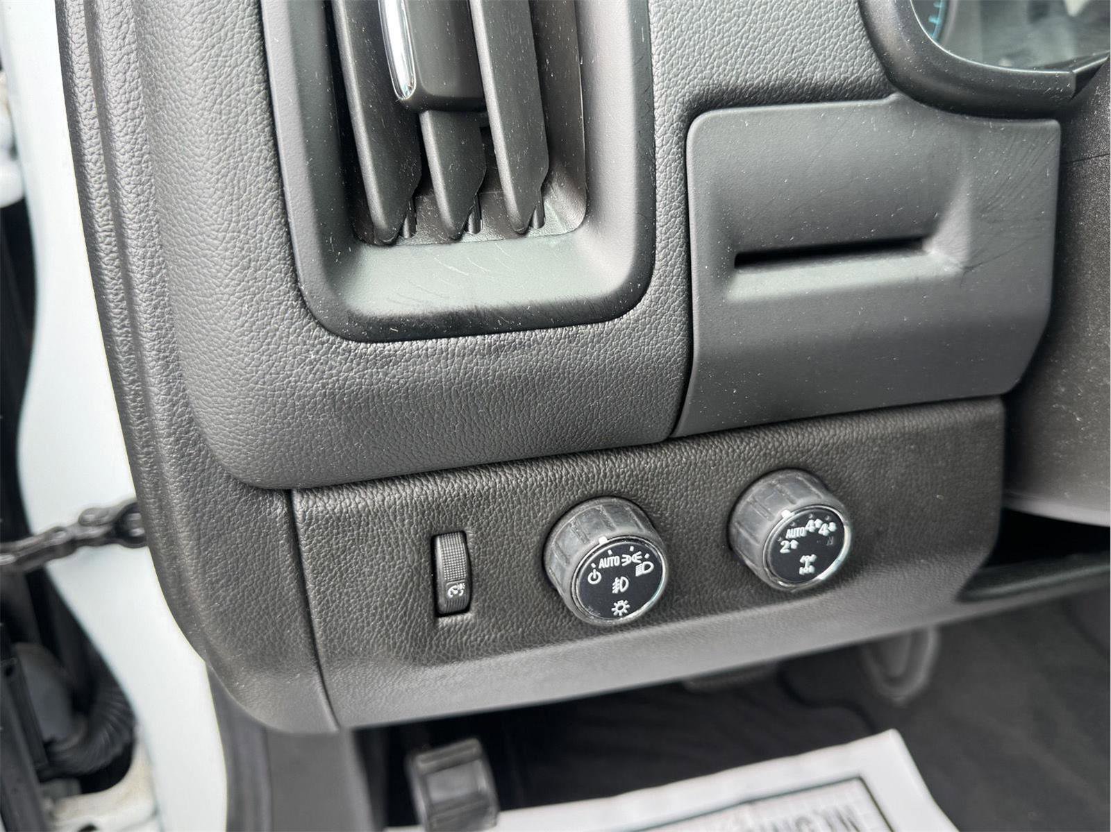 Used 2021 Chevrolet Colorado LT w/ LT Convenience Package image 18