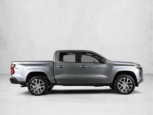 Used 2023 Chevrolet Colorado Z71 w/ Z71 Convenience Package 2 image 4