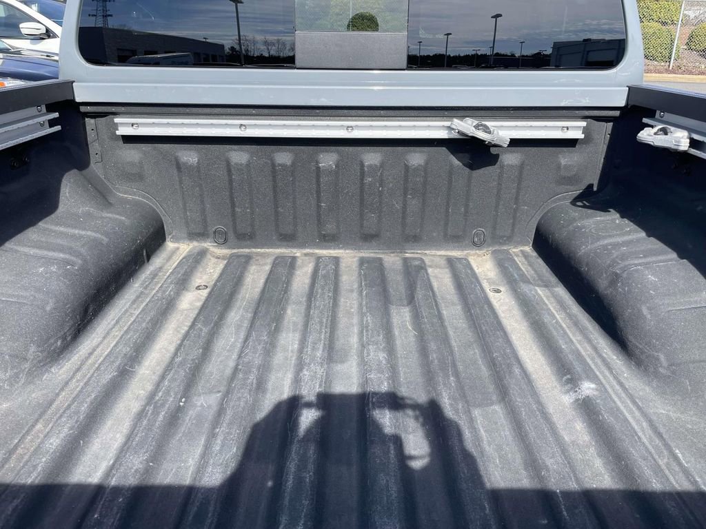 Used 2023 Nissan Frontier PRO-4X w/ Pro-4X Premium Package image 48