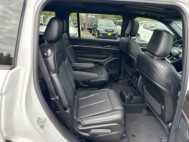 New 2026 Jeep Grand Cherokee L Limited AWD/4WD image 10