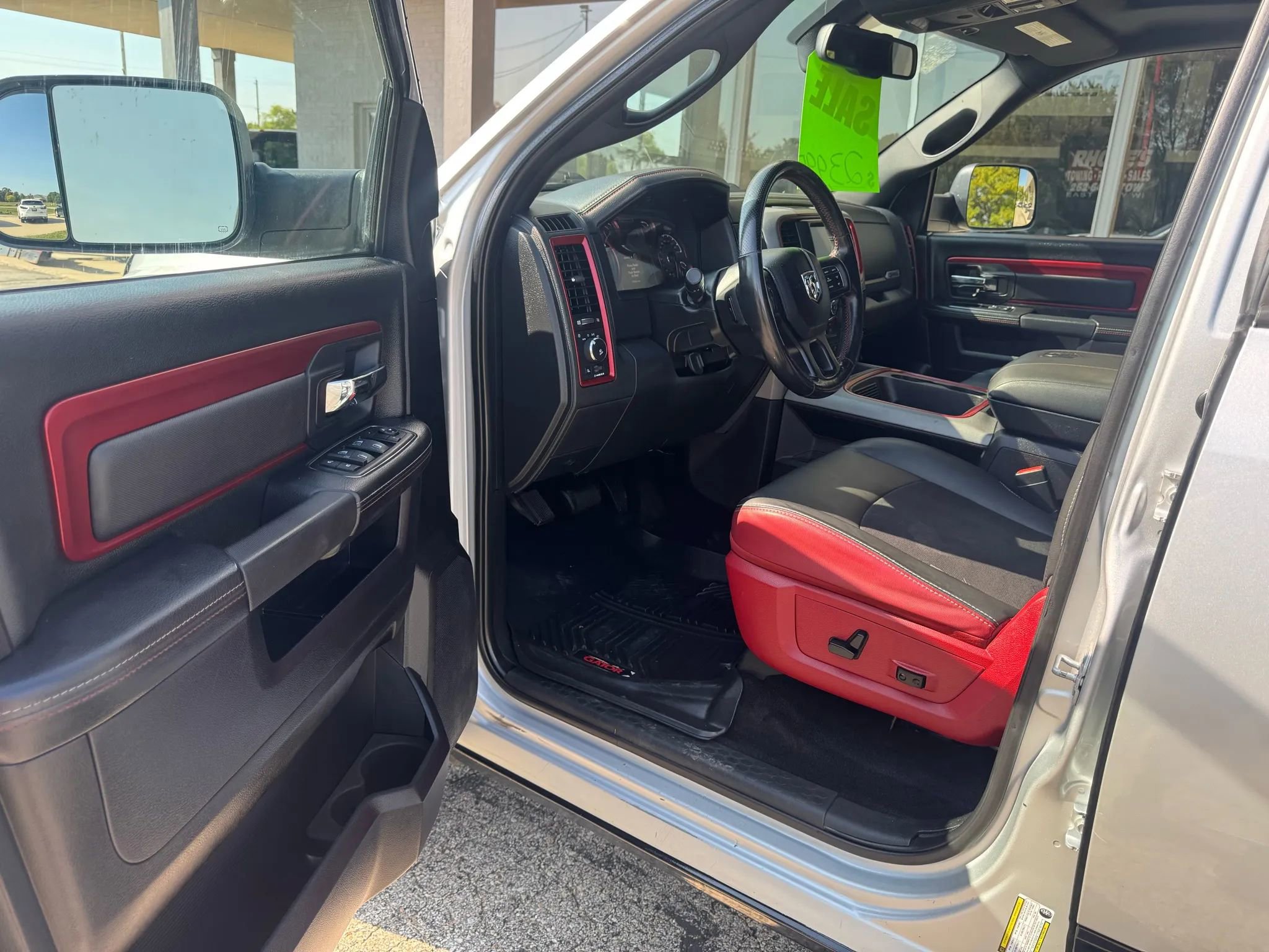 Used 2015 RAM 1500 Rebel w/ Luxury Group image 9