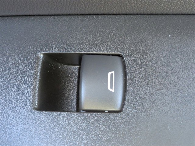 Used 2022 Chevrolet Blazer LT image 31