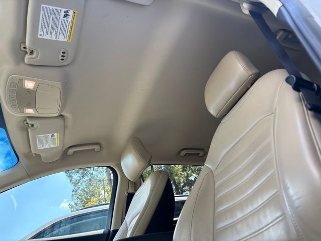 Used 2017 Ford Edge SEL w/ Equipment Group 201A AWD/4WD image 3