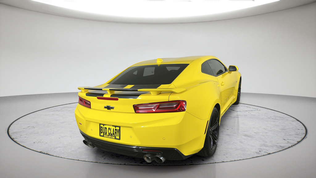 Used 2017 Chevrolet Camaro SS RWD image 8
