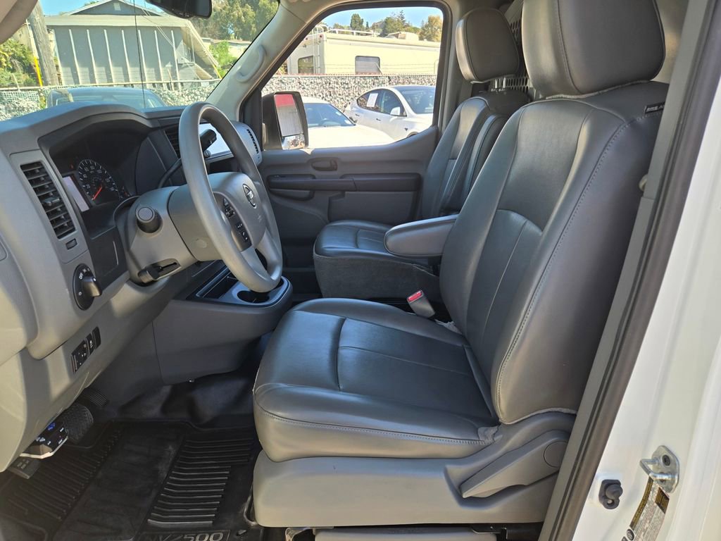 Used 2021 Nissan NV 2500 S w/ Vinyl Seat Package RWD image 14