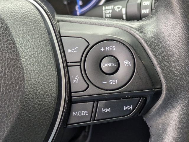 Used 2024 Toyota RAV4 SE image 20