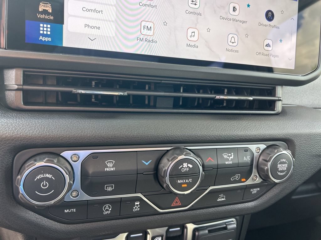 New 2026 Jeep Gladiator Sport AWD/4WD image 38