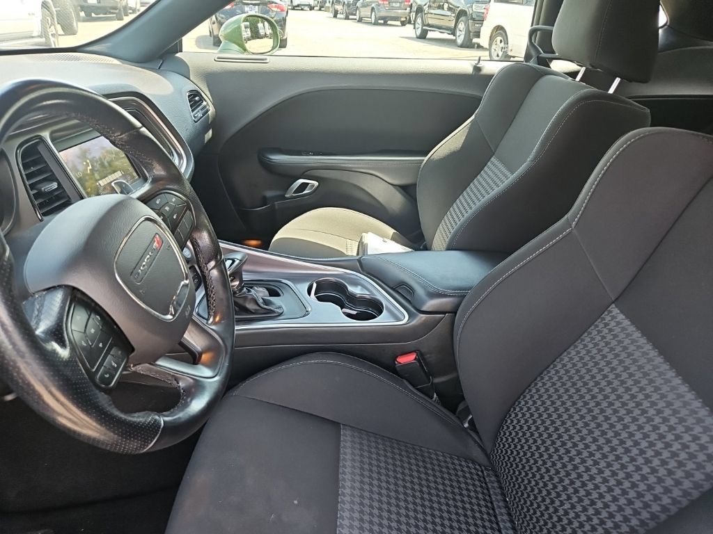 Used 2020 Dodge Challenger R/T RWD image 15