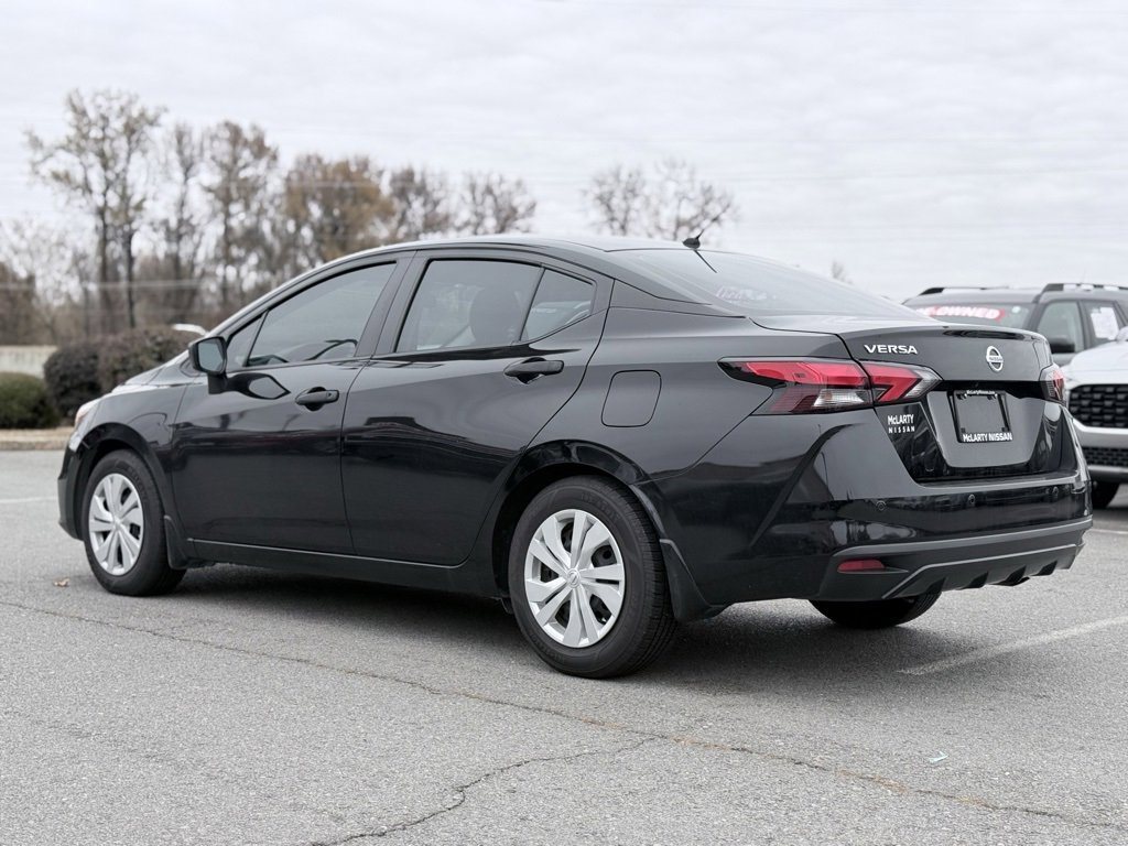 Used 2021 Nissan Versa S image 5