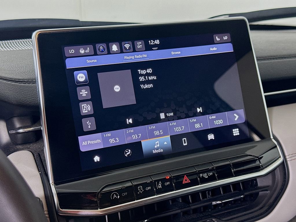 Used 2024 Jeep Compass Limited image 28