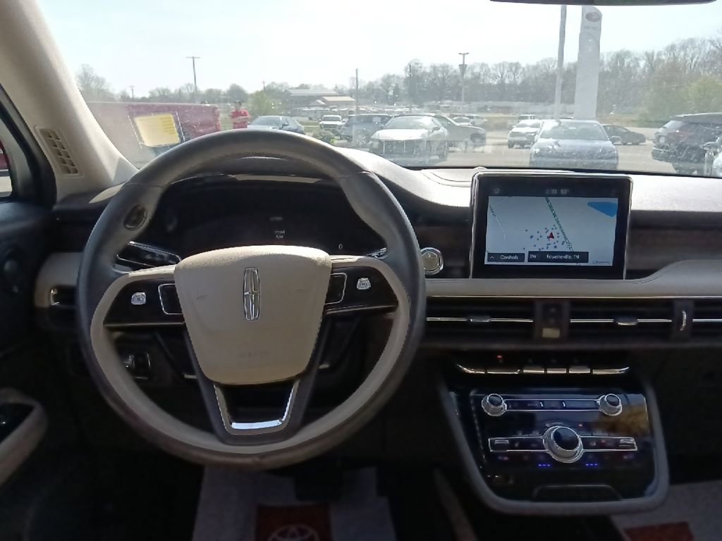 Used 2021 Lincoln Corsair Reserve w/ Equipment Group 201A image 27