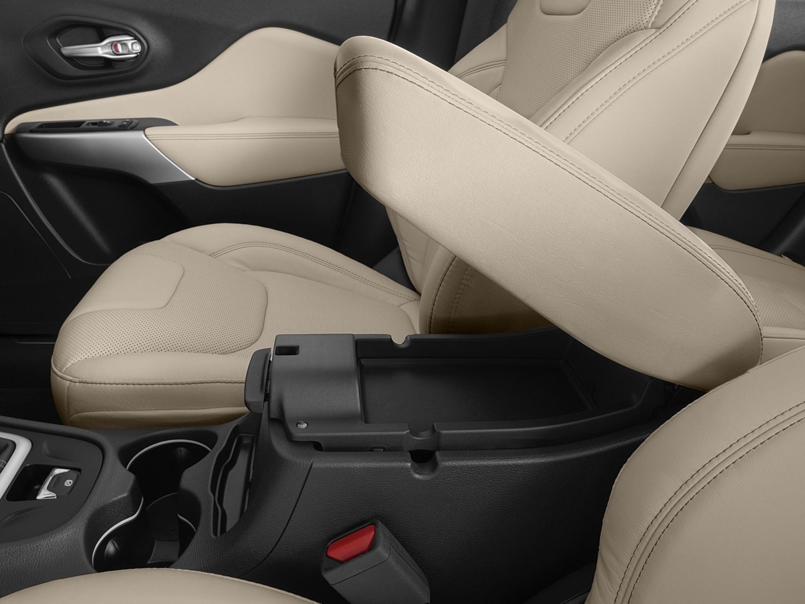 Used 2017 Jeep Cherokee Overland w/ Technology Group AWD/4WD image 9