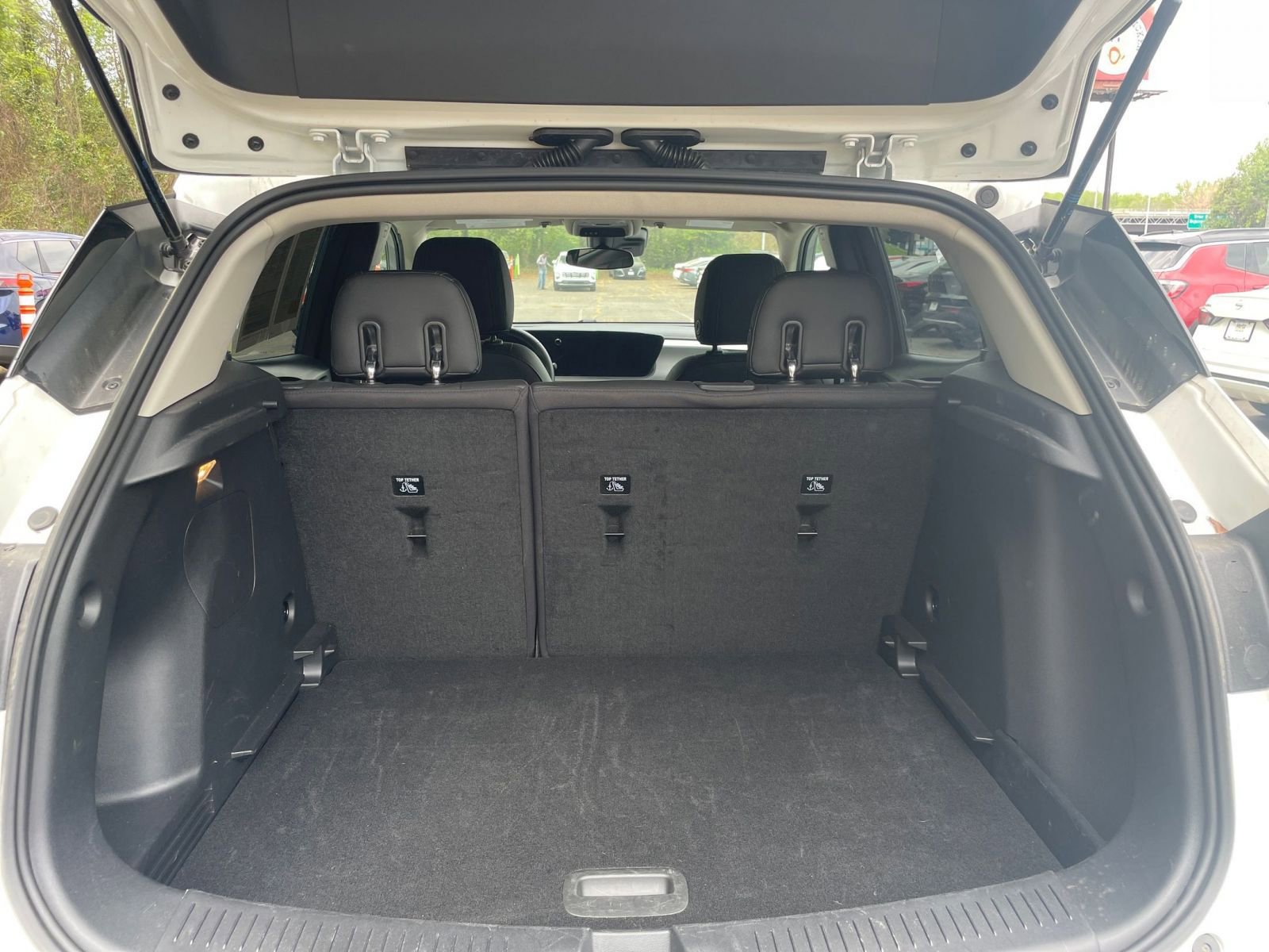 Used 2025 Buick Encore GX Preferred image 30