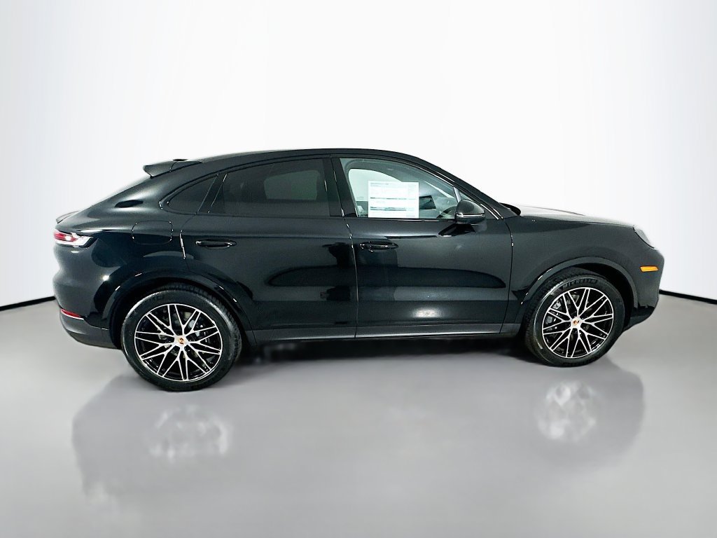 Certified 2026 Porsche Cayenne Coupe AWD/4WD image 8