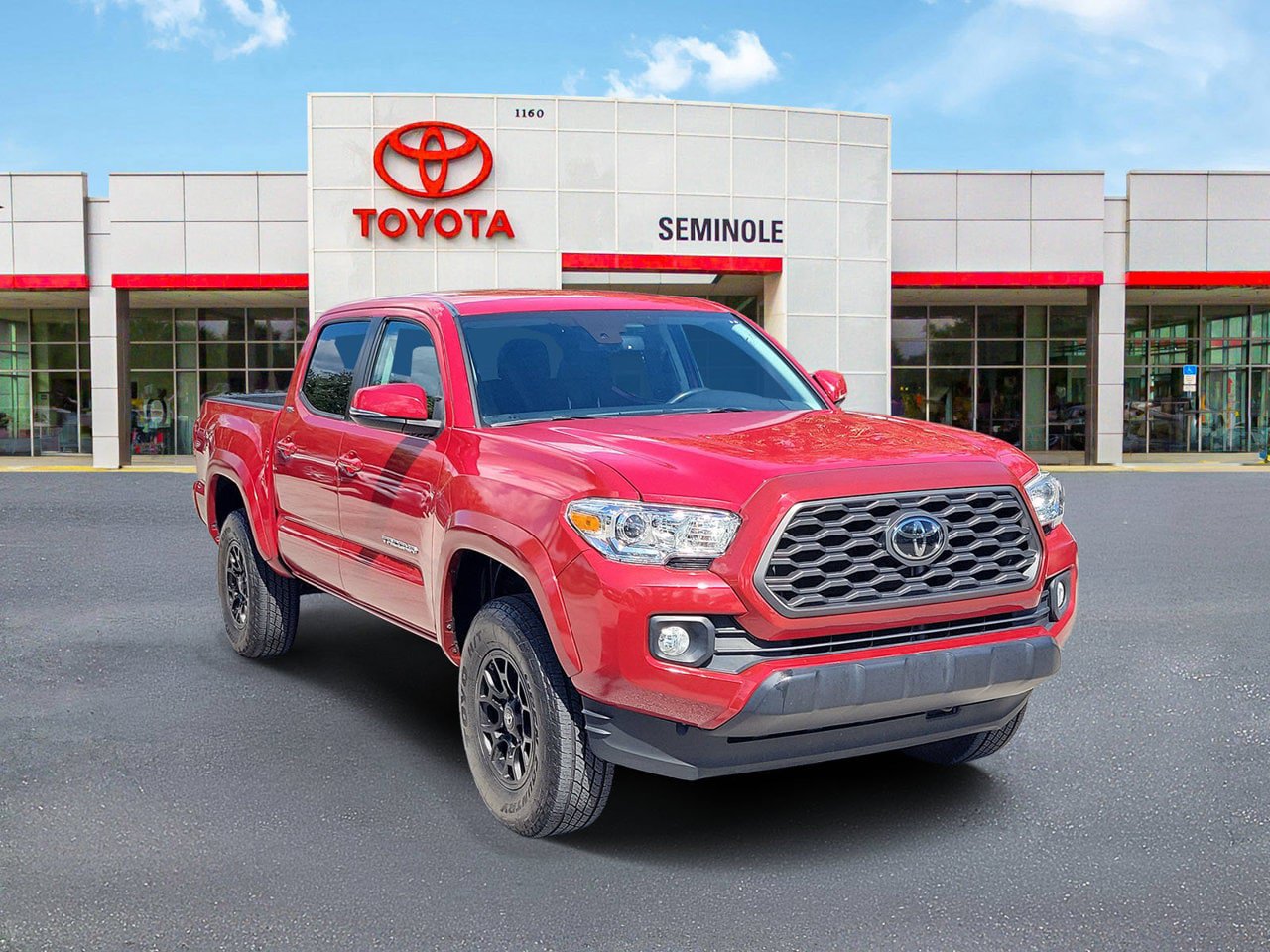 Used 2022 Toyota Tacoma SR5 w/ Technology Package RWD image 2