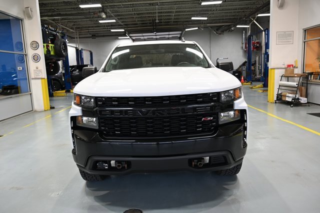 Used 2020 Chevrolet Silverado 1500 Custom Trail Boss w/ Custom Convenience Package image 2