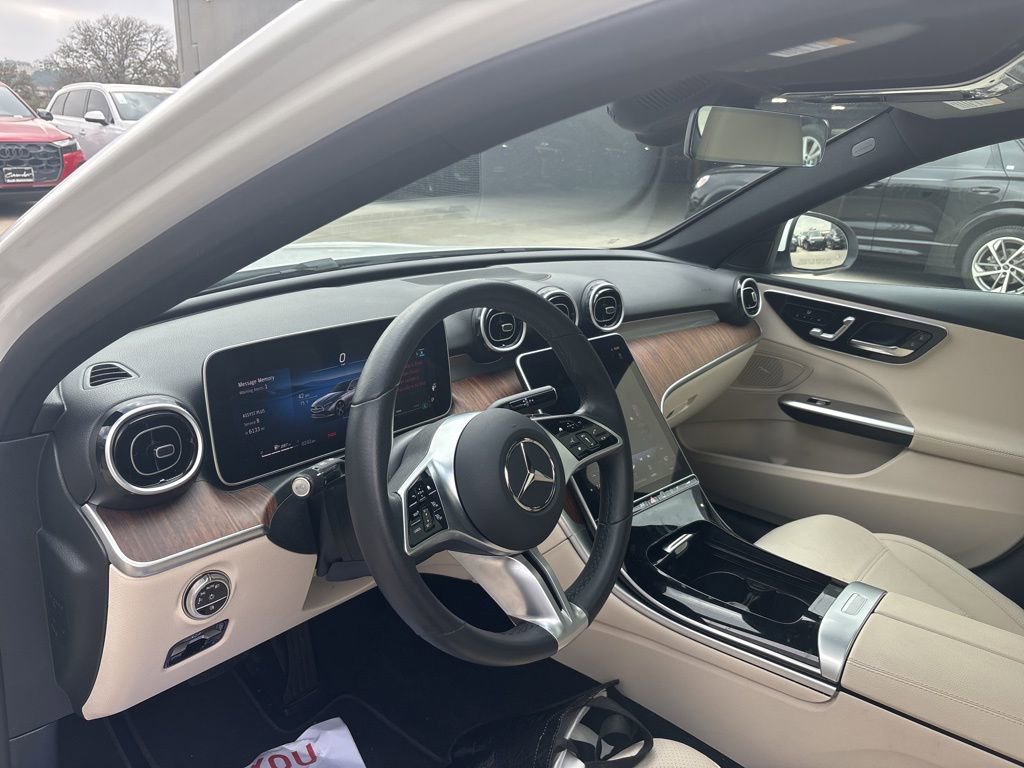 Used 2025 Mercedes-Benz C 300 Sedan image 12
