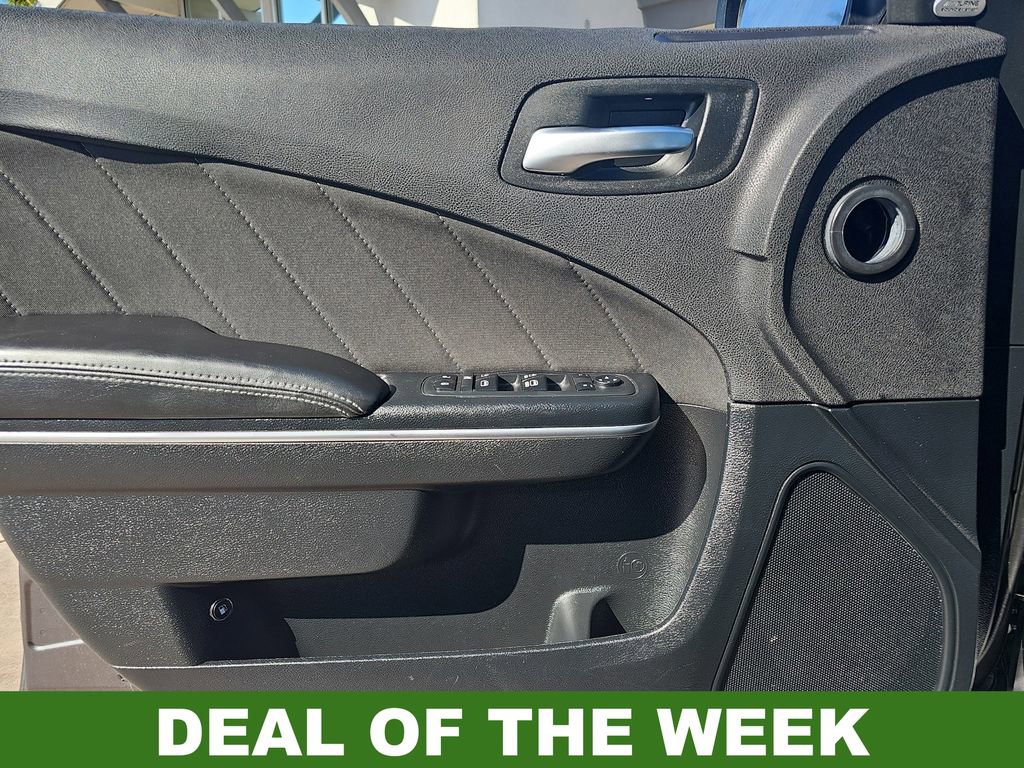 Used 2018 Dodge Charger SXT Plus image 25