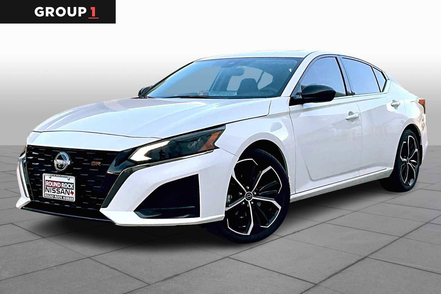 New 2025 Nissan Altima 2.5 SR w/ SR Premium Package image 1