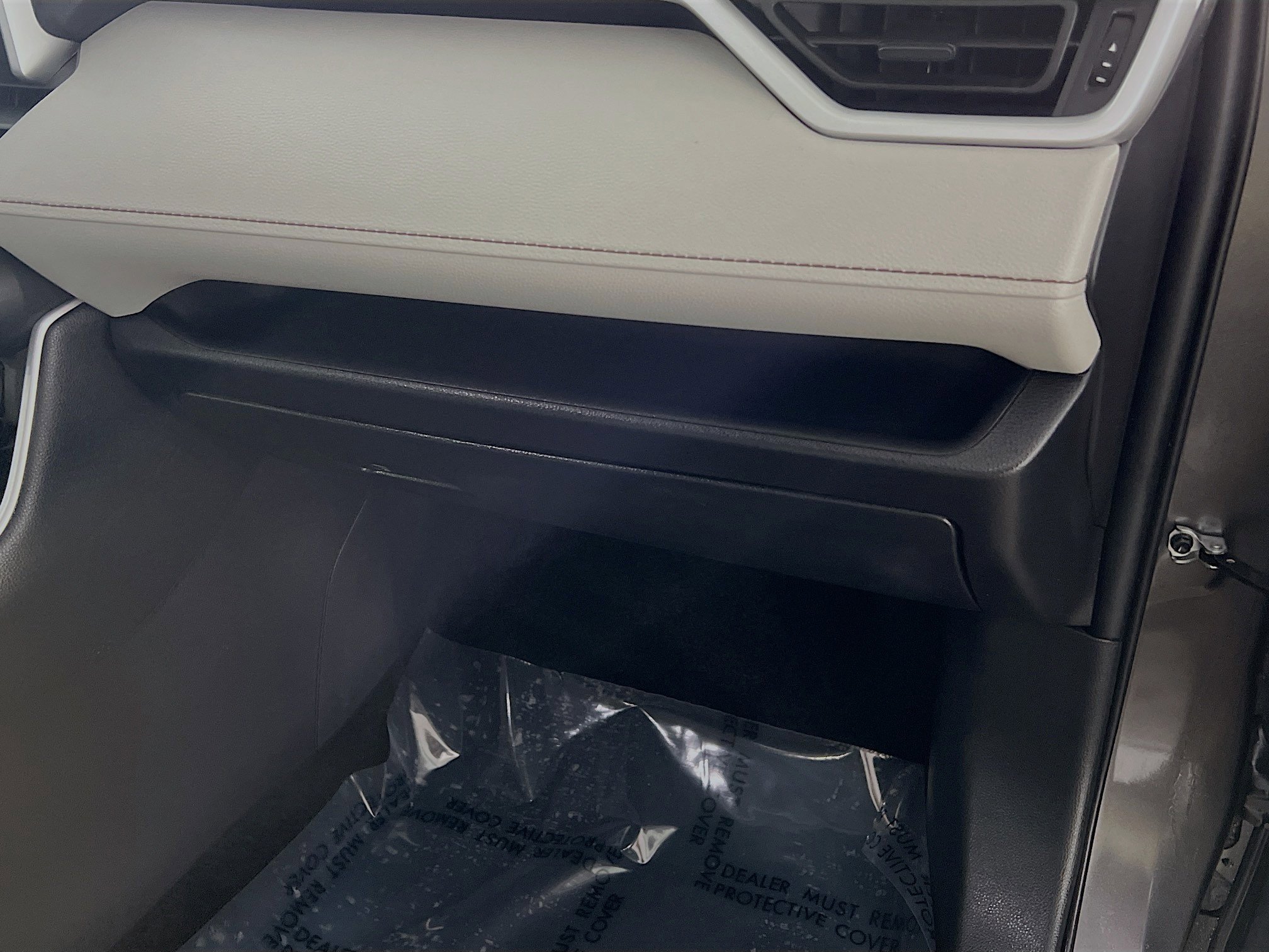 Used 2025 Toyota RAV4 XLE image 35