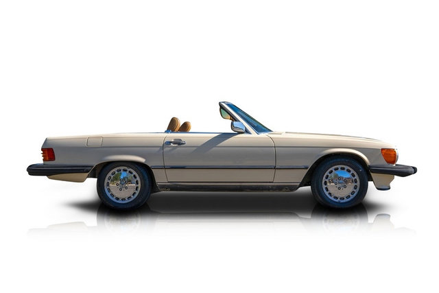 Used 1988 Mercedes-Benz 560 SL image 2
