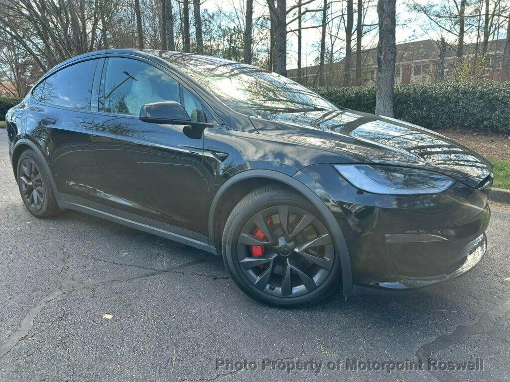 Used 2024 Tesla Model X Plaid image 2
