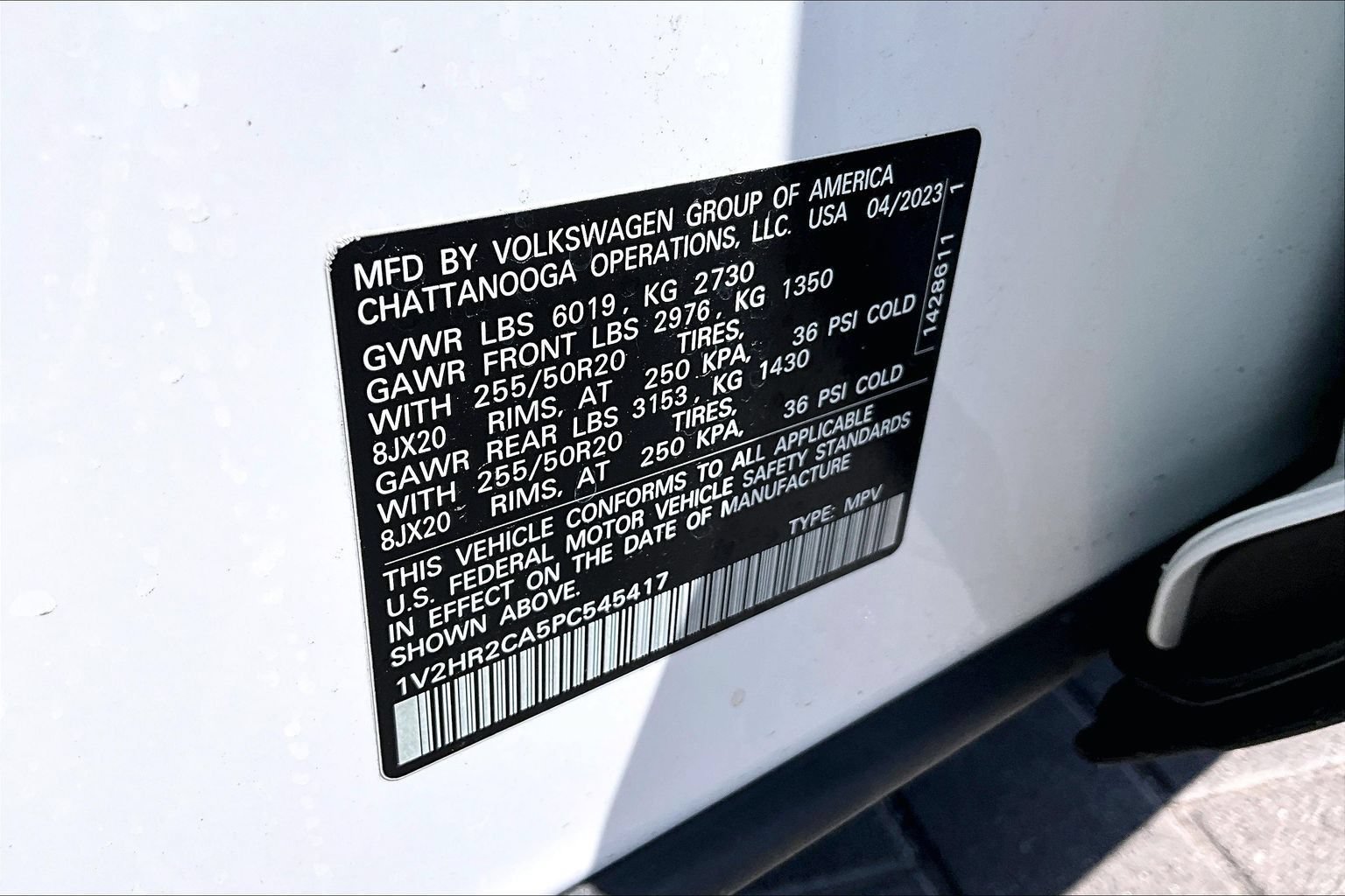 Used 2023 Volkswagen Atlas SE w/ Black Wheel Package AWD/4WD image 32