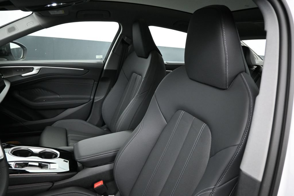 New 2026 Audi A6 Premium Plus AWD/4WD image 8