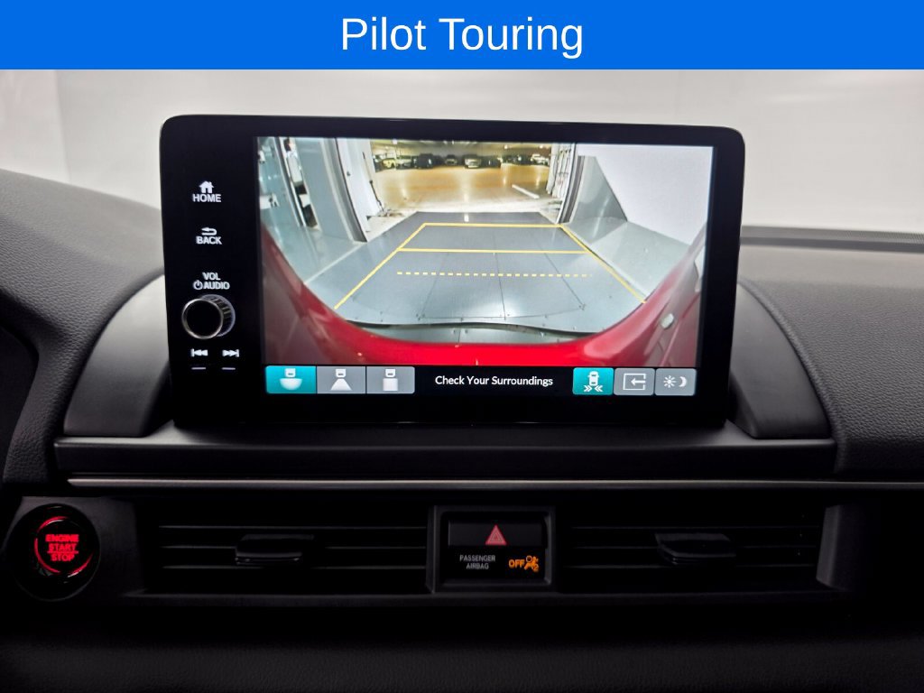 Used 2025 Honda Pilot Touring image 24