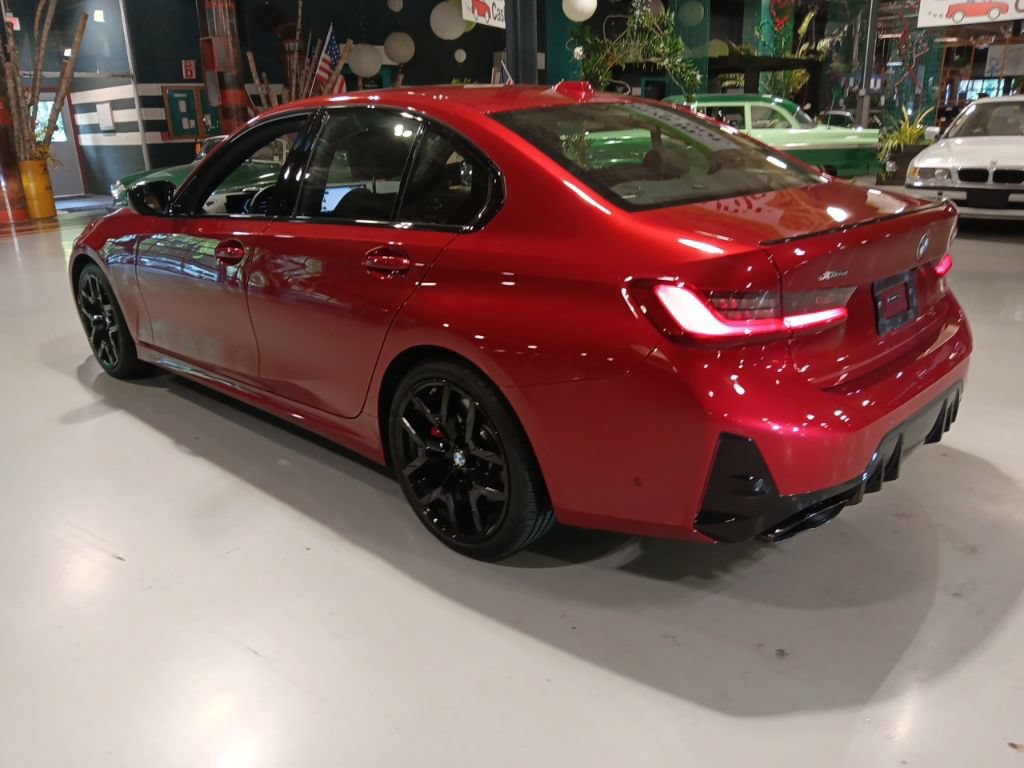 Used 2025 BMW M340i xDrive AWD/4WD image 10