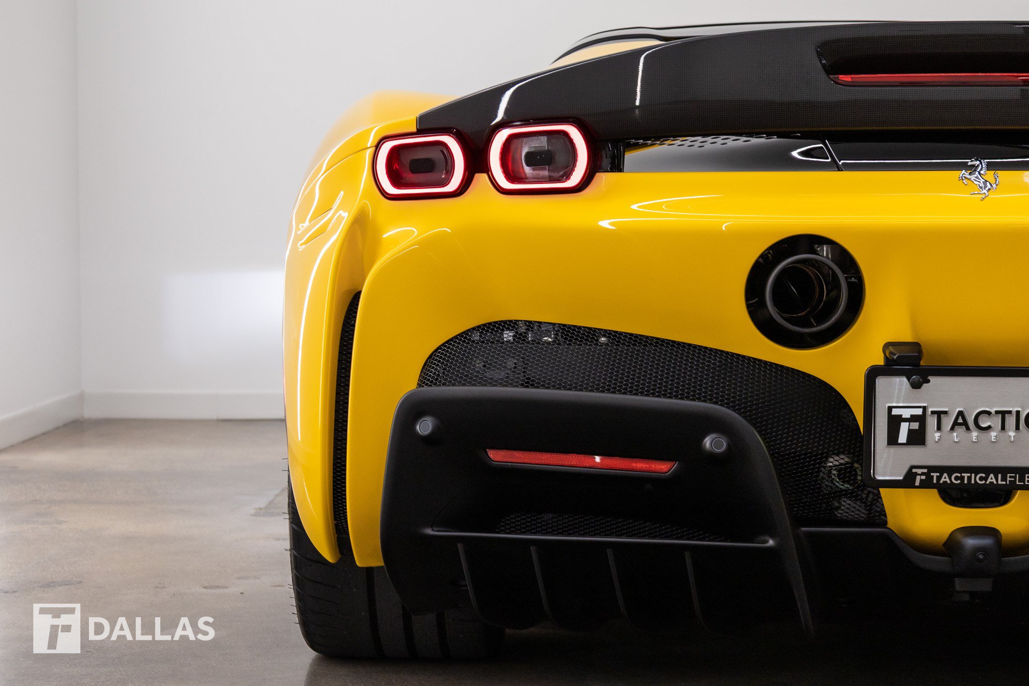 Used 2024 Ferrari SF90 Spider AWD/4WD image 15