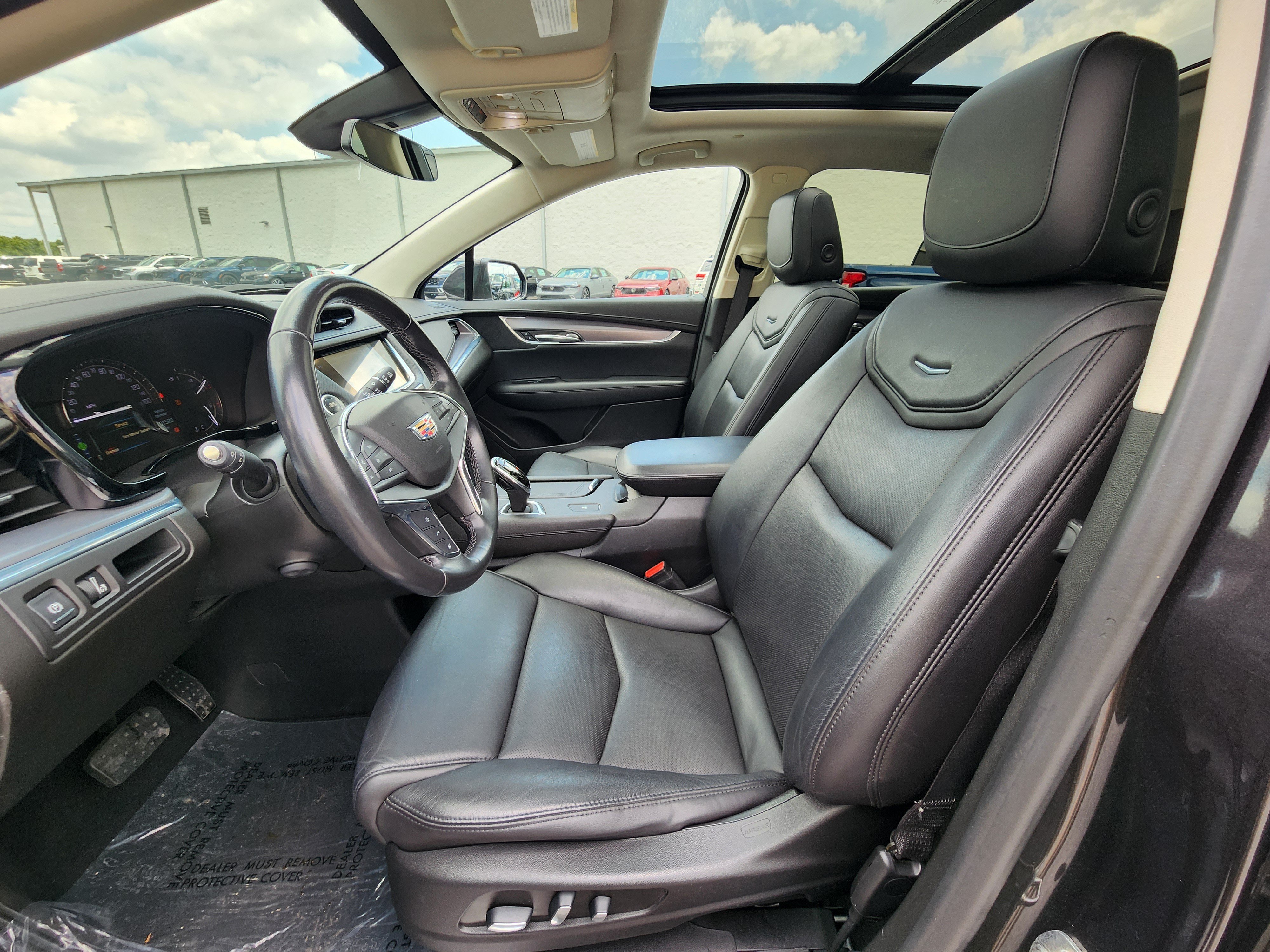 Used 2019 Cadillac XT5 Luxury FWD image 17