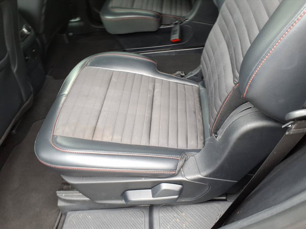 Used 2025 Ford Explorer ST-Line AWD/4WD image 21
