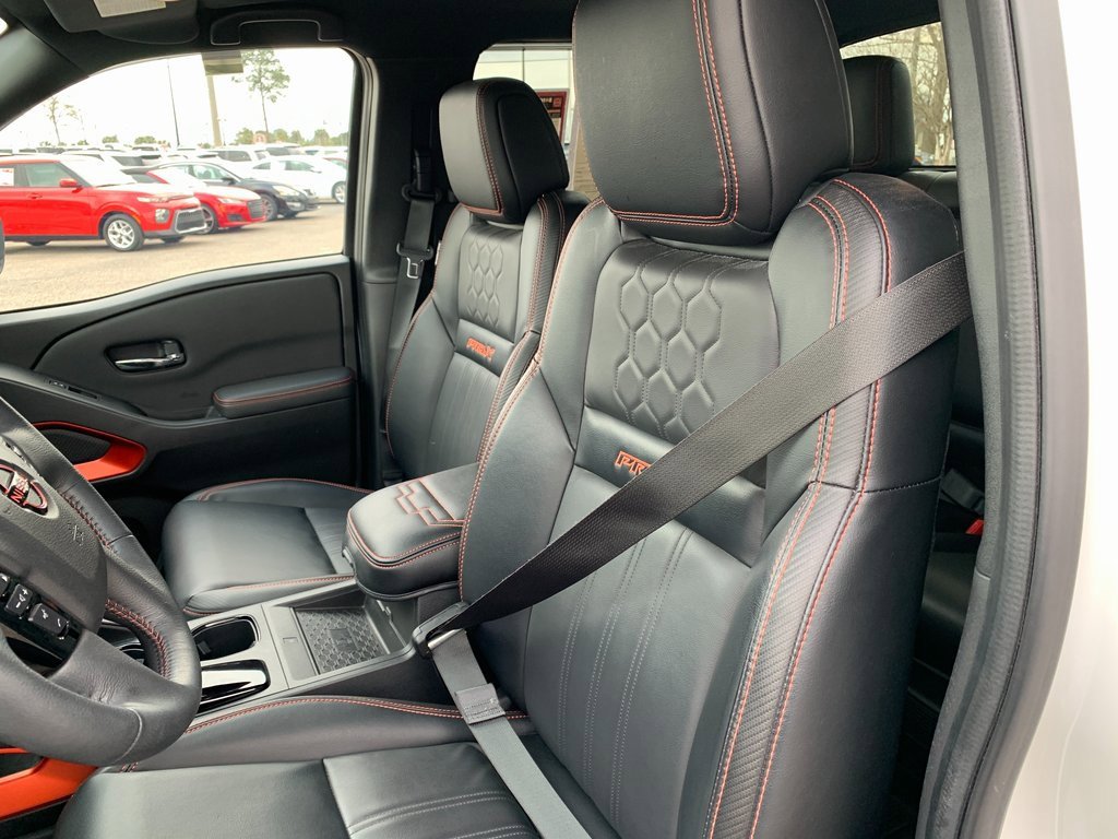 Used 2023 Nissan Frontier Pro-X w/ Pro-X Premium Package image 27