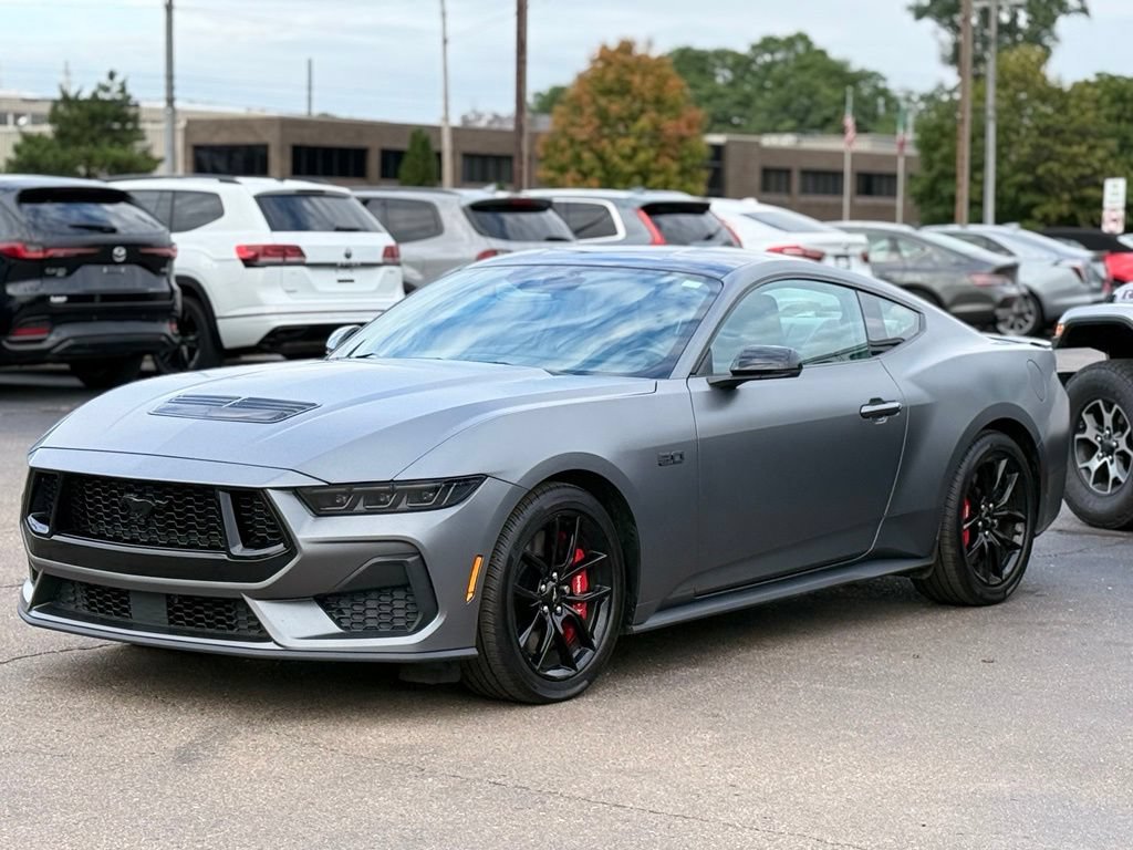 Used 2025 Ford Mustang GT Premium RWD image 45