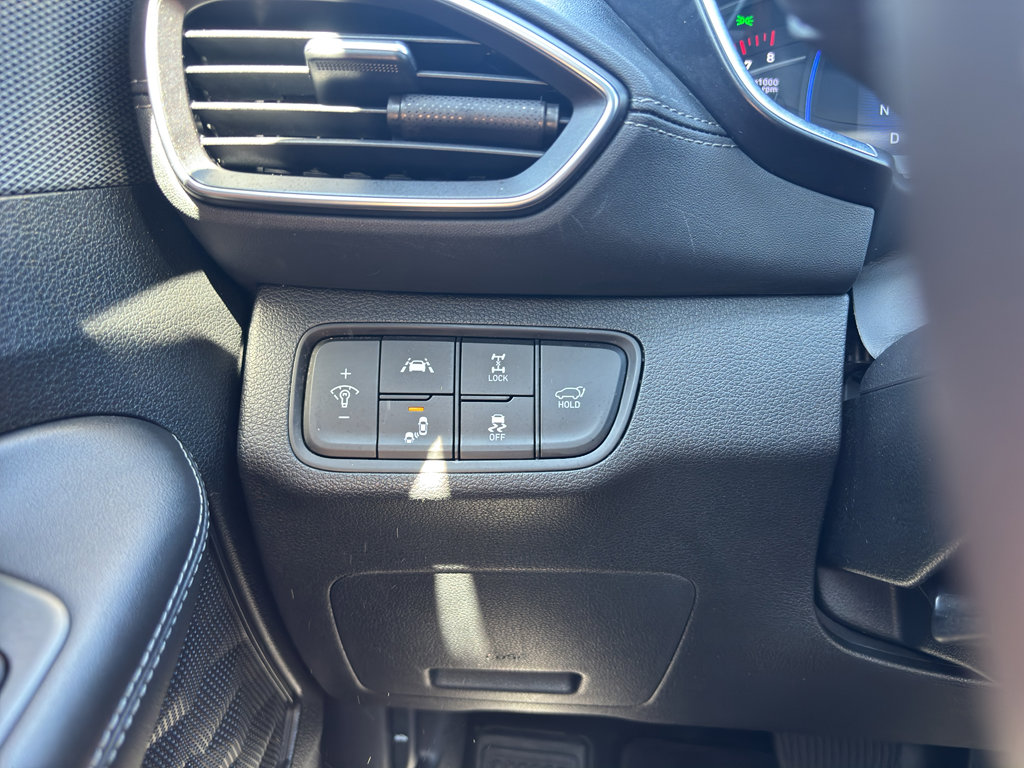 Used 2019 Hyundai Santa Fe Limited image 13