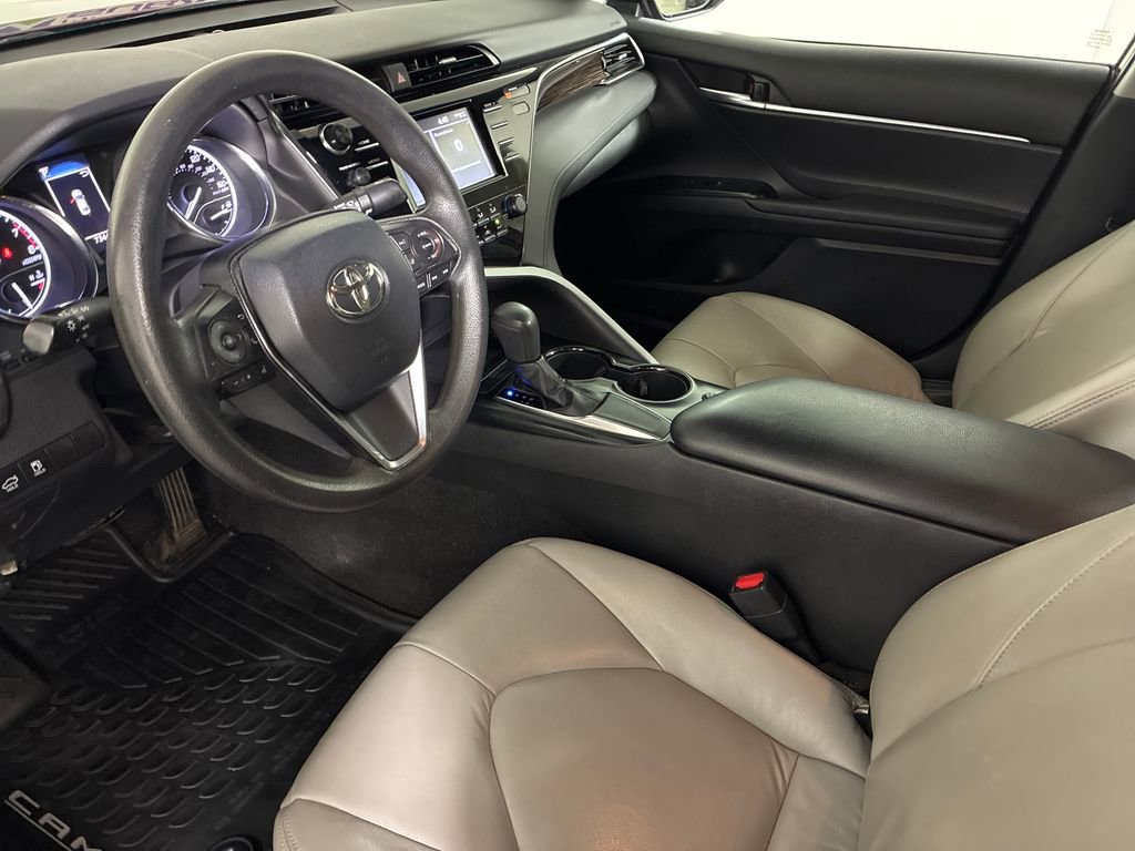 Used 2019 Toyota Camry LE image 21