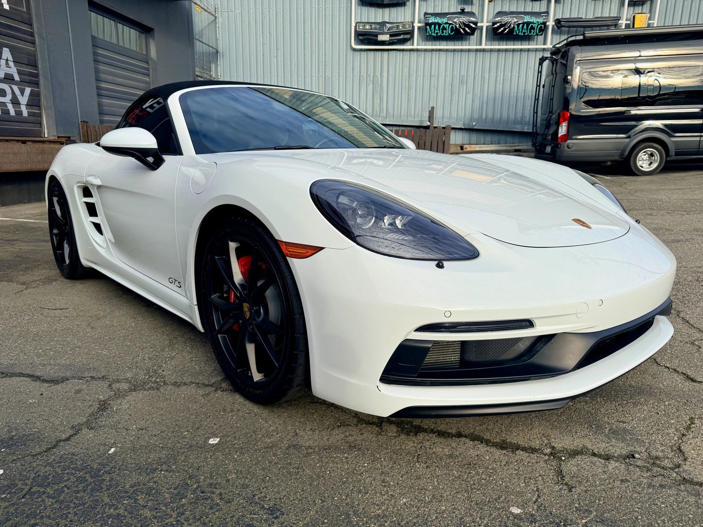 Used 2018 Porsche 718 Boxster GTS image 2
