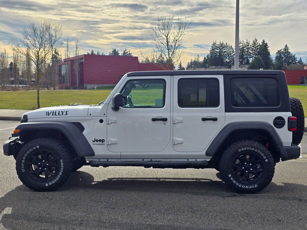 Used 2020 Jeep Wrangler Unlimited Willys image 2