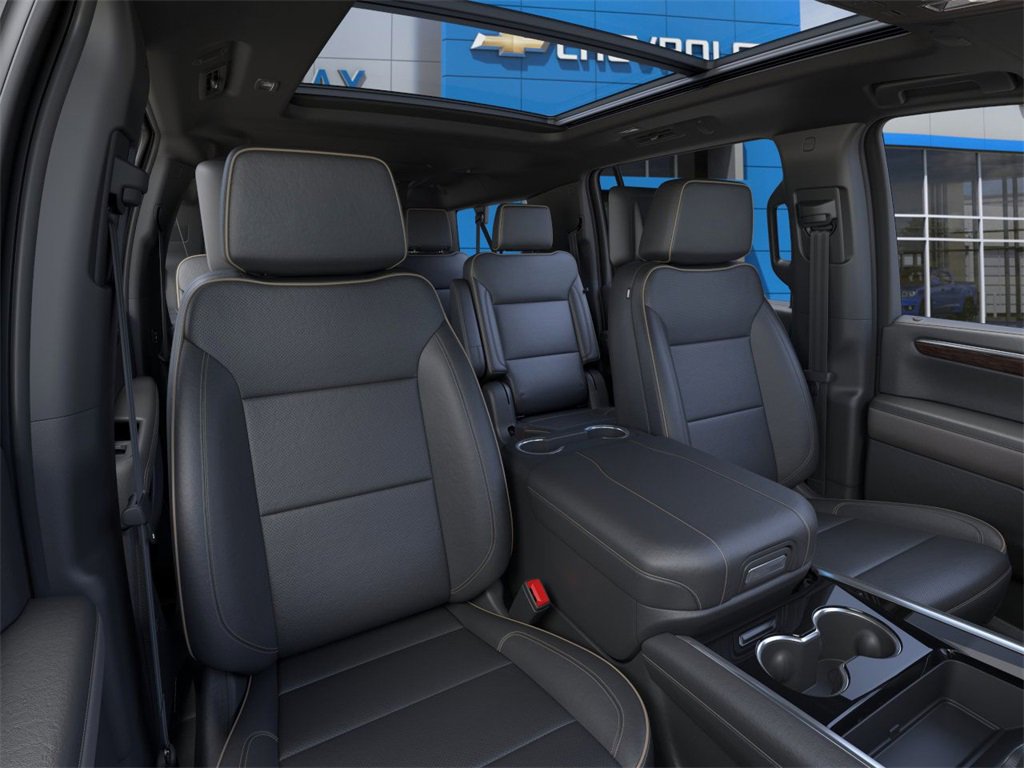 New 2025 Chevrolet Suburban Premier image 17