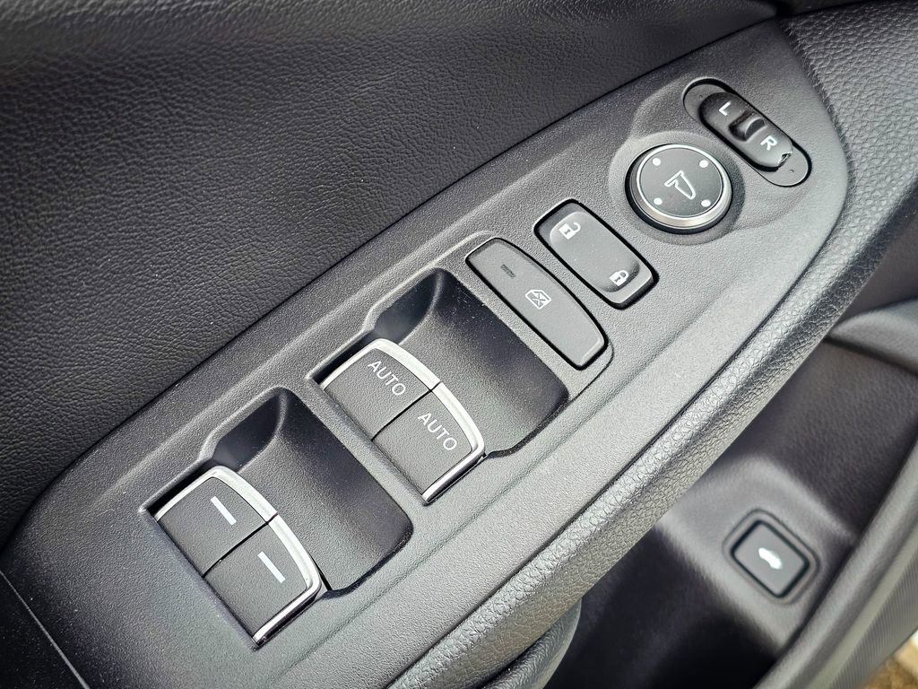 Used 2019 Honda Accord Sport image 11