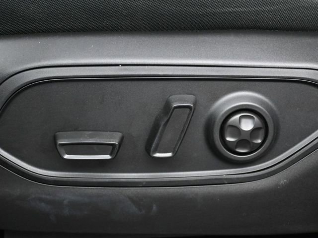 New 2026 Jeep Grand Cherokee Laredo X AWD/4WD image 16